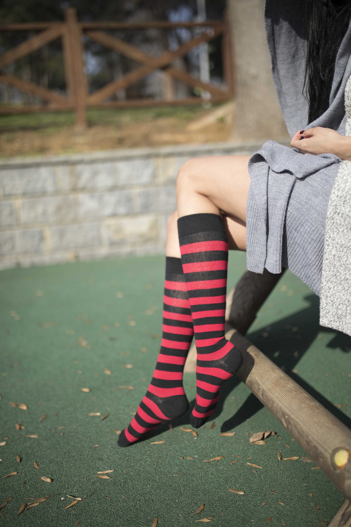 Women's Stylish Stripe Knee High Socks Set